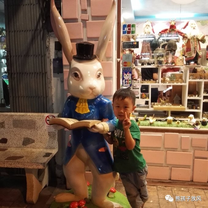 能在异国被警察抓也没谁了吧？这是我的清迈，和你去的不一样！