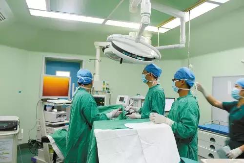 上海人生病了去哪看病,上海人注意什么