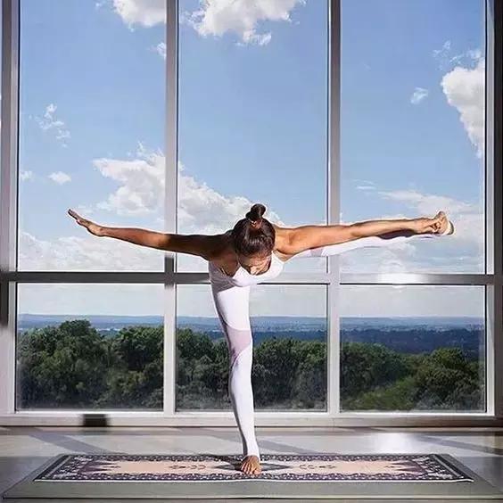 读懂瑜伽，感受内在的新生