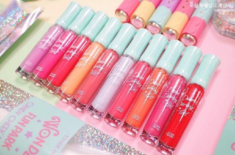 爱丽小屋粉色眼影盘,爱丽小屋提亮眼影