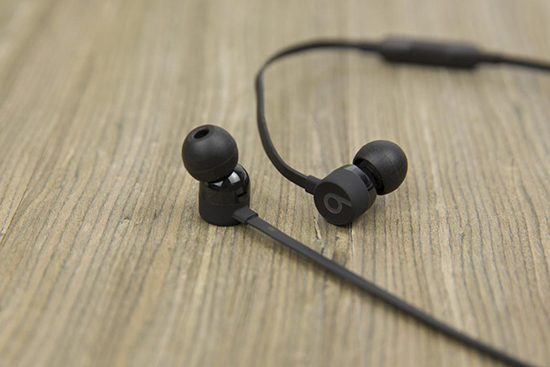 beatsx无线蓝牙入耳式耳机使用,beatsx蓝牙无线入耳式耳机怎么样