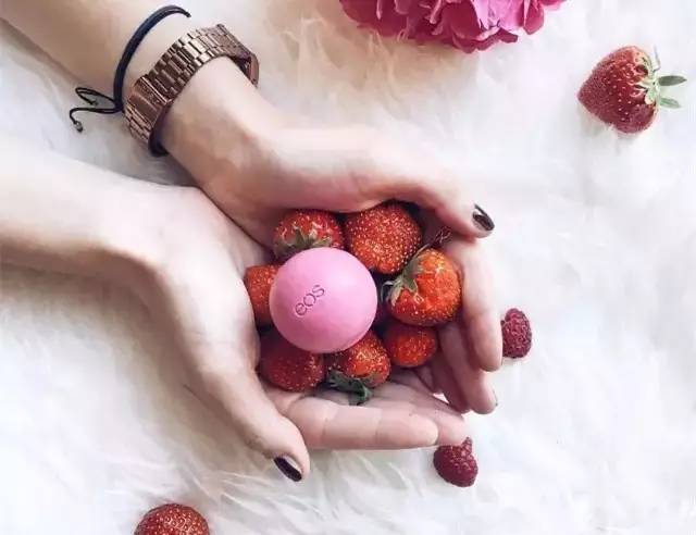 10款颜值爆表的有机天然小众润唇膏~不过百元，就能彻底滋润你，男票也能放心吃了！