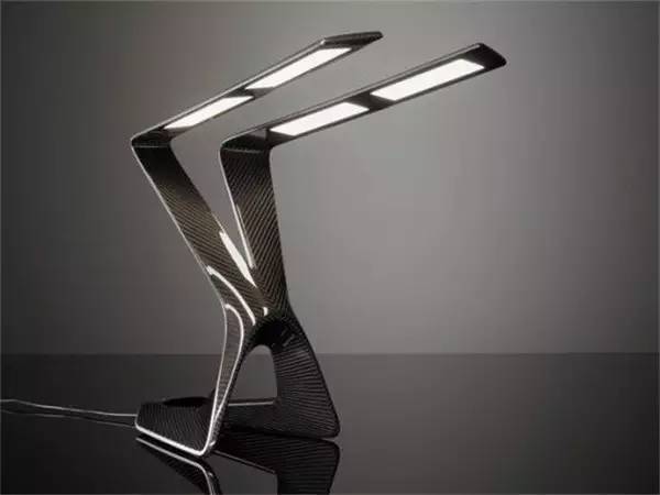 为什么碳纤维看起来有质感,碳纤维设计