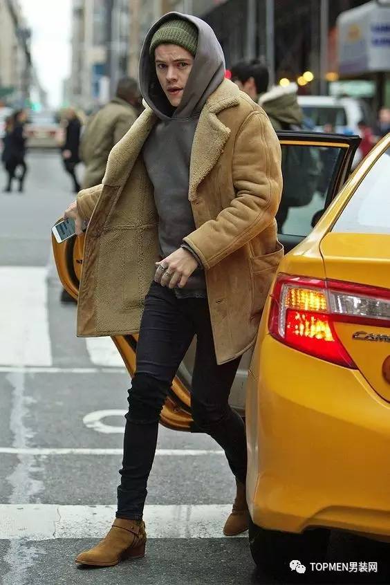 瘦子穿衣服撑不起来怎样改变,瘦子穿衣服撑不起来怎么锻炼