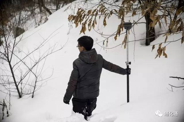 他们用双脚记录坐标｜与测绘员一同感受风雪