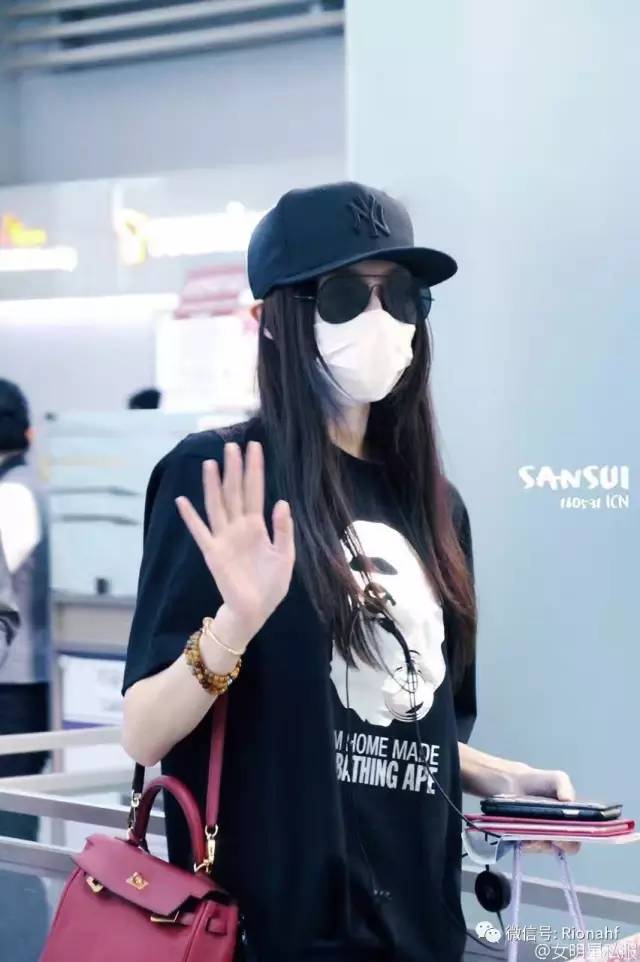 mlb的帽子哪些明星戴过,明星mlb帽子