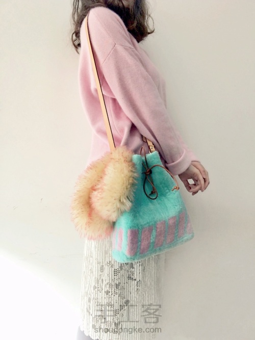 马卡龙撞色包包,马卡龙毛绒包