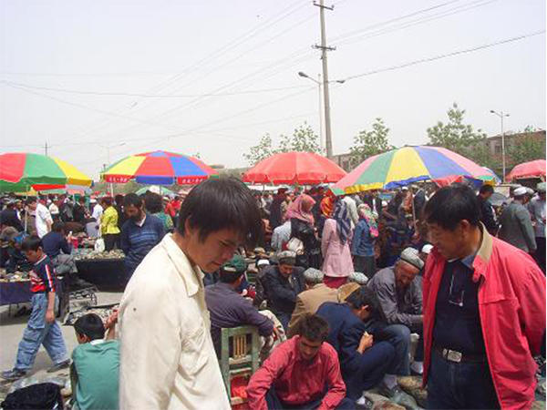 和田墨玉桃花石值钱吗,桃花石和田玉