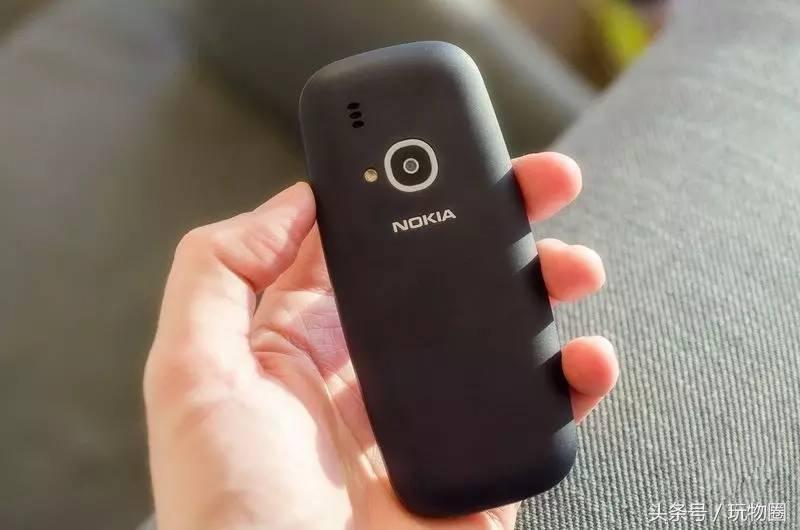 智能大潮中诺基亚勇推功能机3310，这份情怀还值得买单吗？