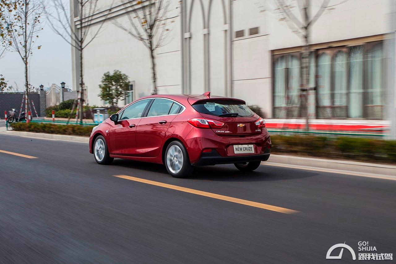 18款科鲁兹1.5试驾爬山视频,科鲁兹1.4t试驾