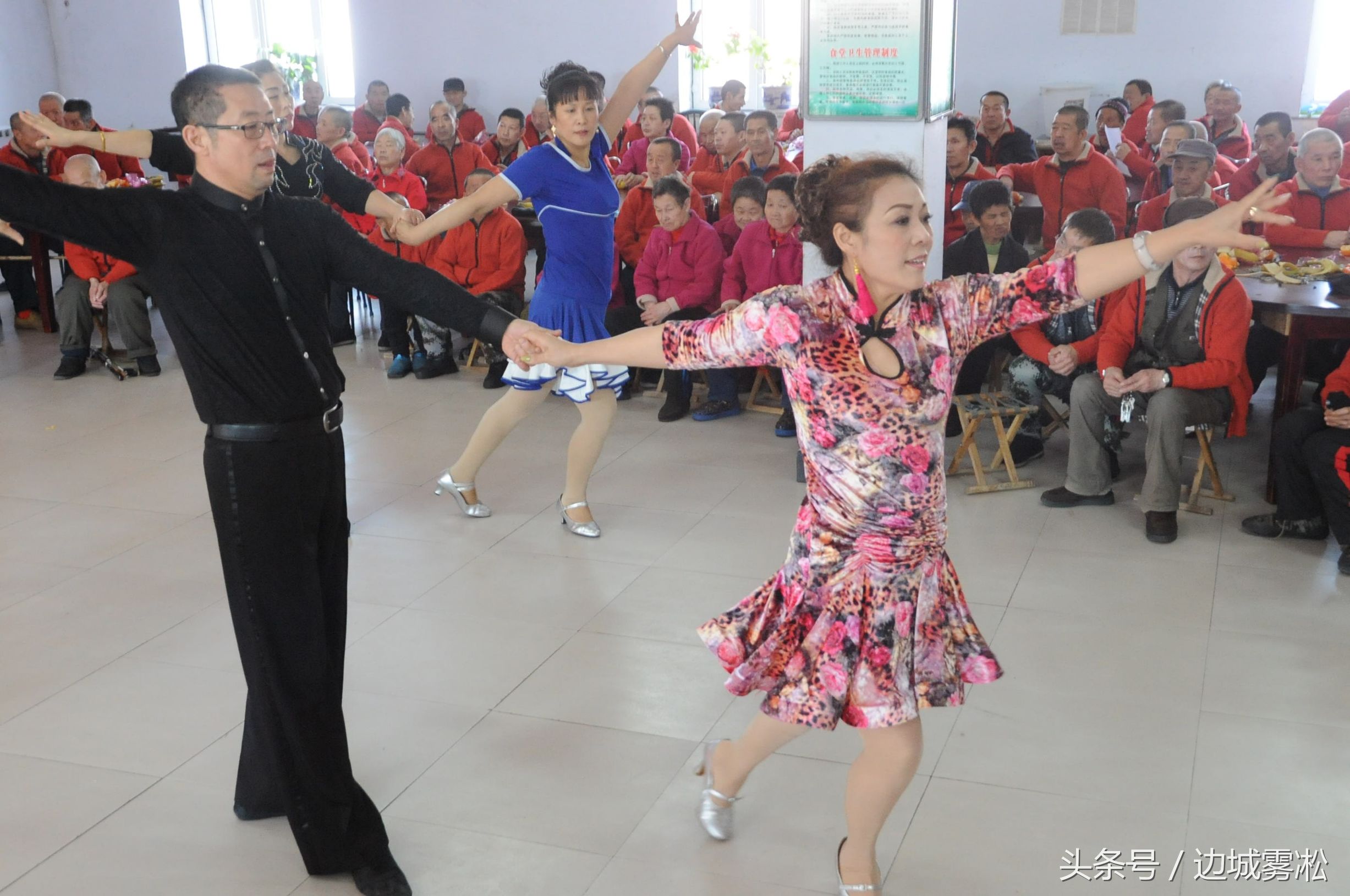黑河市旗袍协会春节晚会,北安市旗袍协会三周年开场秀