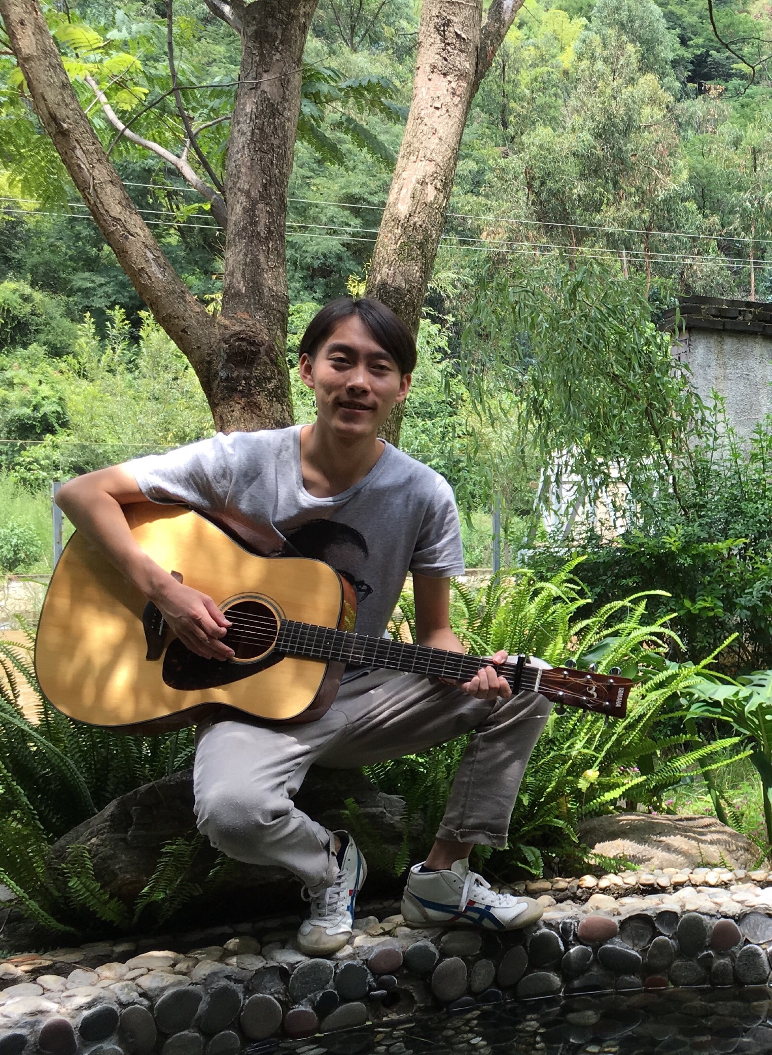 随性而发大理95后字童出了本诗集