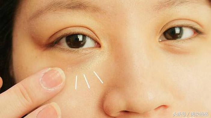 眼镜妹摘了眼镜怎么画眼妆,眼镜妆怎么画好看上镜