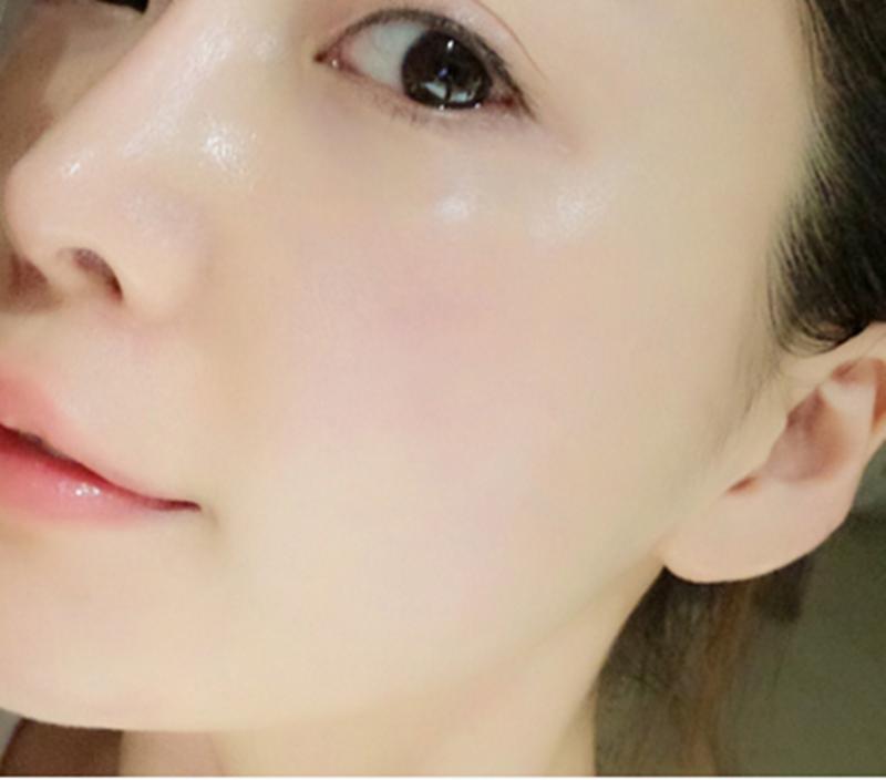 化妆水怎么样涂,用化妆水湿敷皮肤会变黑吗