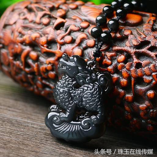 黑曜石鉴定最简单的方法,黑曜石首饰怎么辨别真假