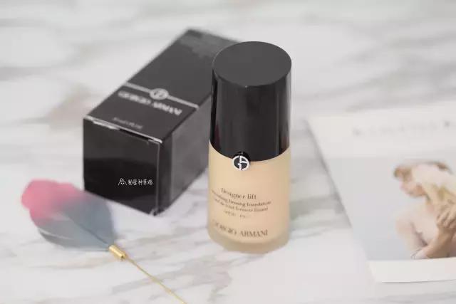 全世界最好用的粉底液口红,资生堂haku臻白无瑕养肤粉底液