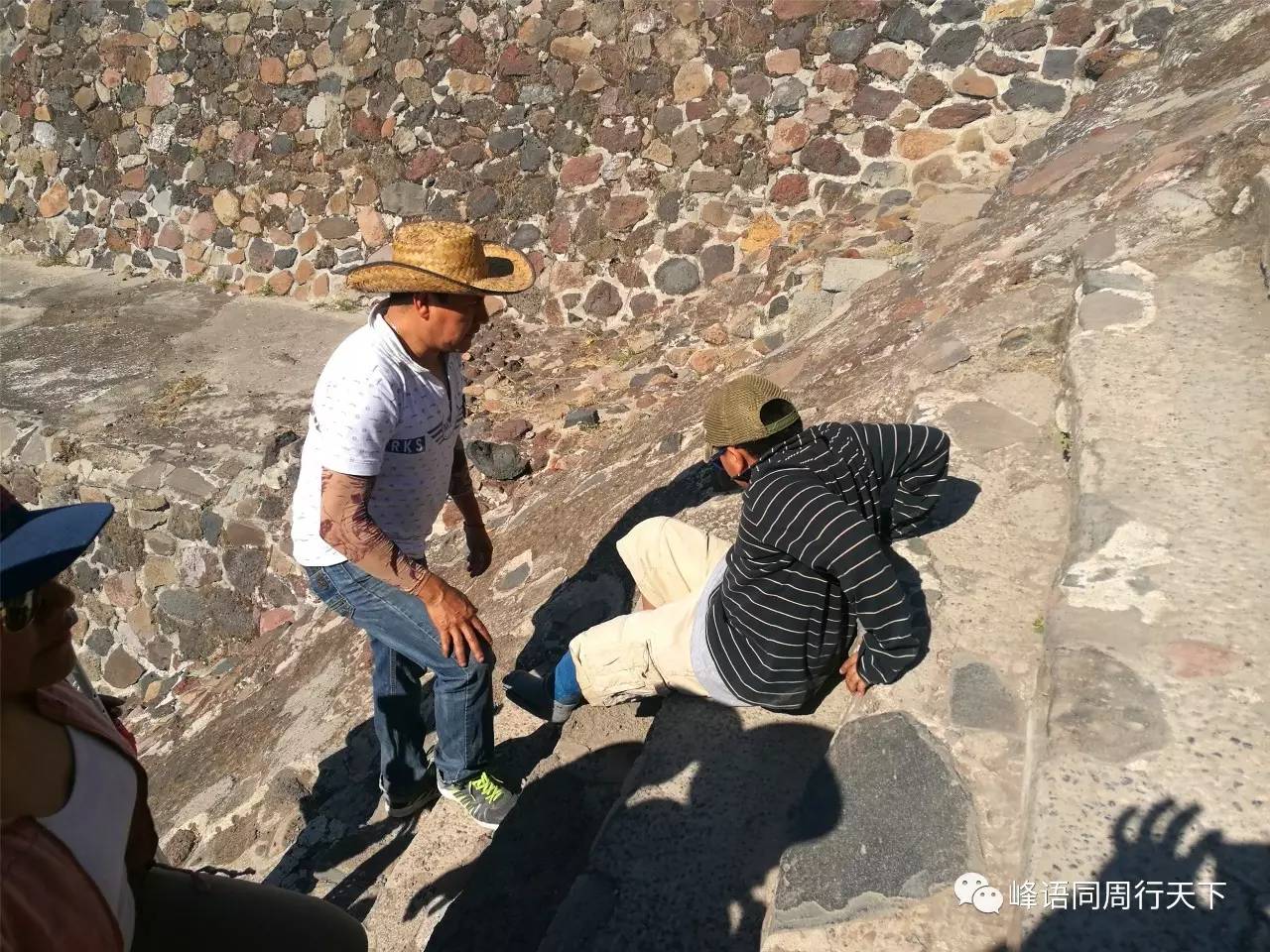 墨西哥玛雅金字塔旅游攻略,墨西哥玛雅金字塔上楼梯