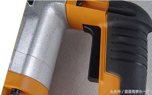 博世电锤哪个型号最值得买,博深双功能电锤测评