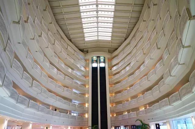 冲绳全日空万座海滨洲际酒店 (冲绳全日空洲际酒店)