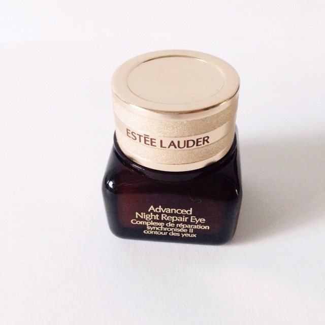 吃土的眼霜推荐,吃土也要买的眼霜雅诗兰黛文案