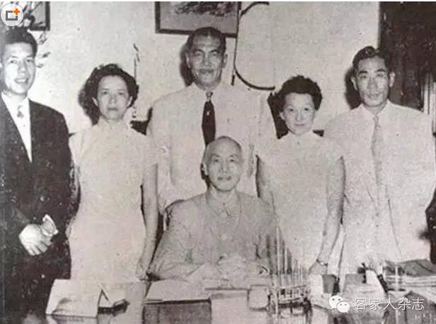 面对他国足羞愧：世界五大球王之一来自中国，媲美京剧大师梅兰芳