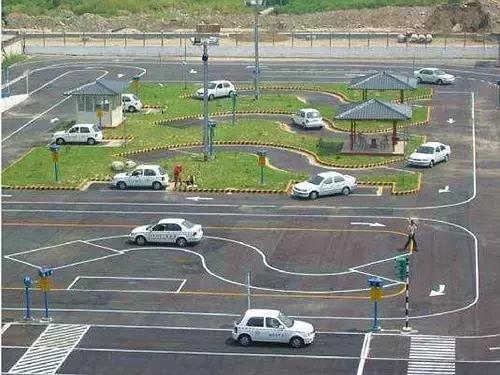 阜阳驾校科目一在哪里报名,阜阳驾校考试暂停了吗