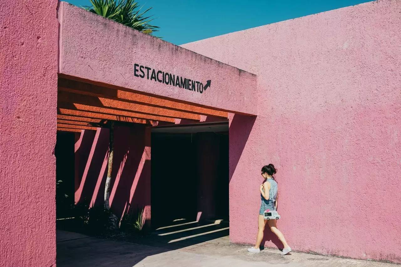 您的《旅行自拍秘籍》到货，请签收！