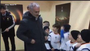 伊布和穆里尼奥谁厉害,伊布穆里尼奥纪录片狂人