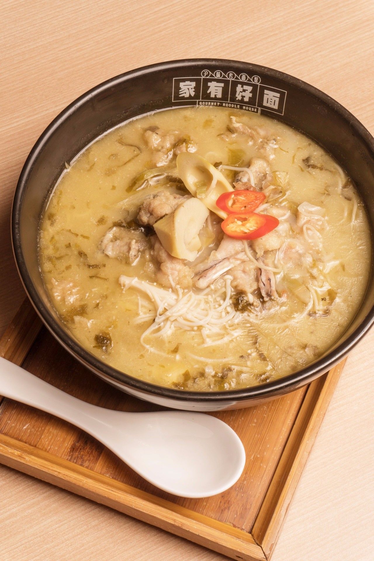 发春的季节，我只想吃你！