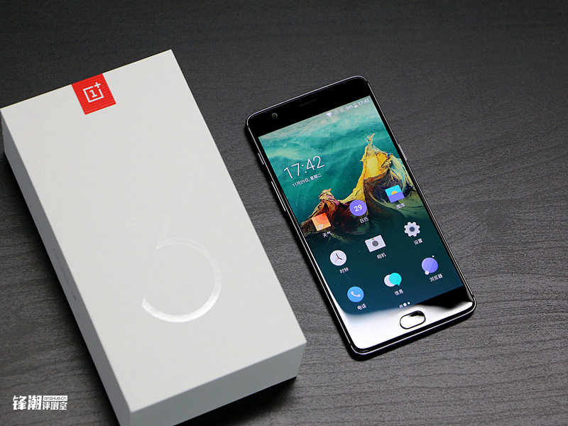 一加3t和荣耀v9哪个好,荣耀v9和一加3t评测视频