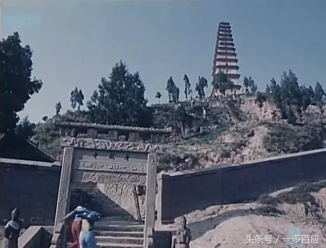 跟着山西太原第一部彩色故事片，穿越回1982年的三晋大地