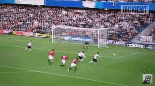 教大家如何扑点球的成功率高达50%,点球到底该往哪边扑