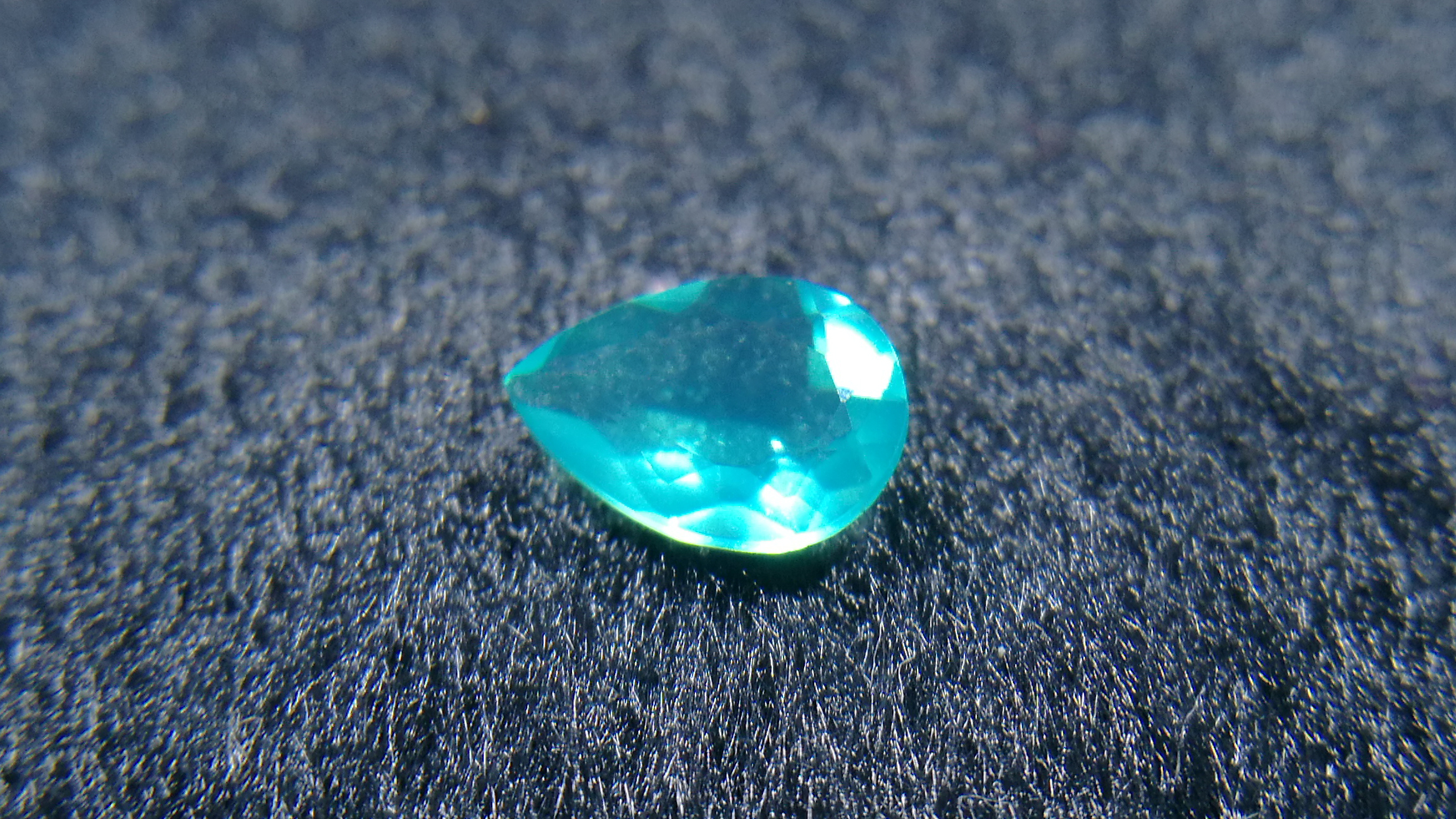 比绿松石好的宝石,跟绿松石相似的宝石