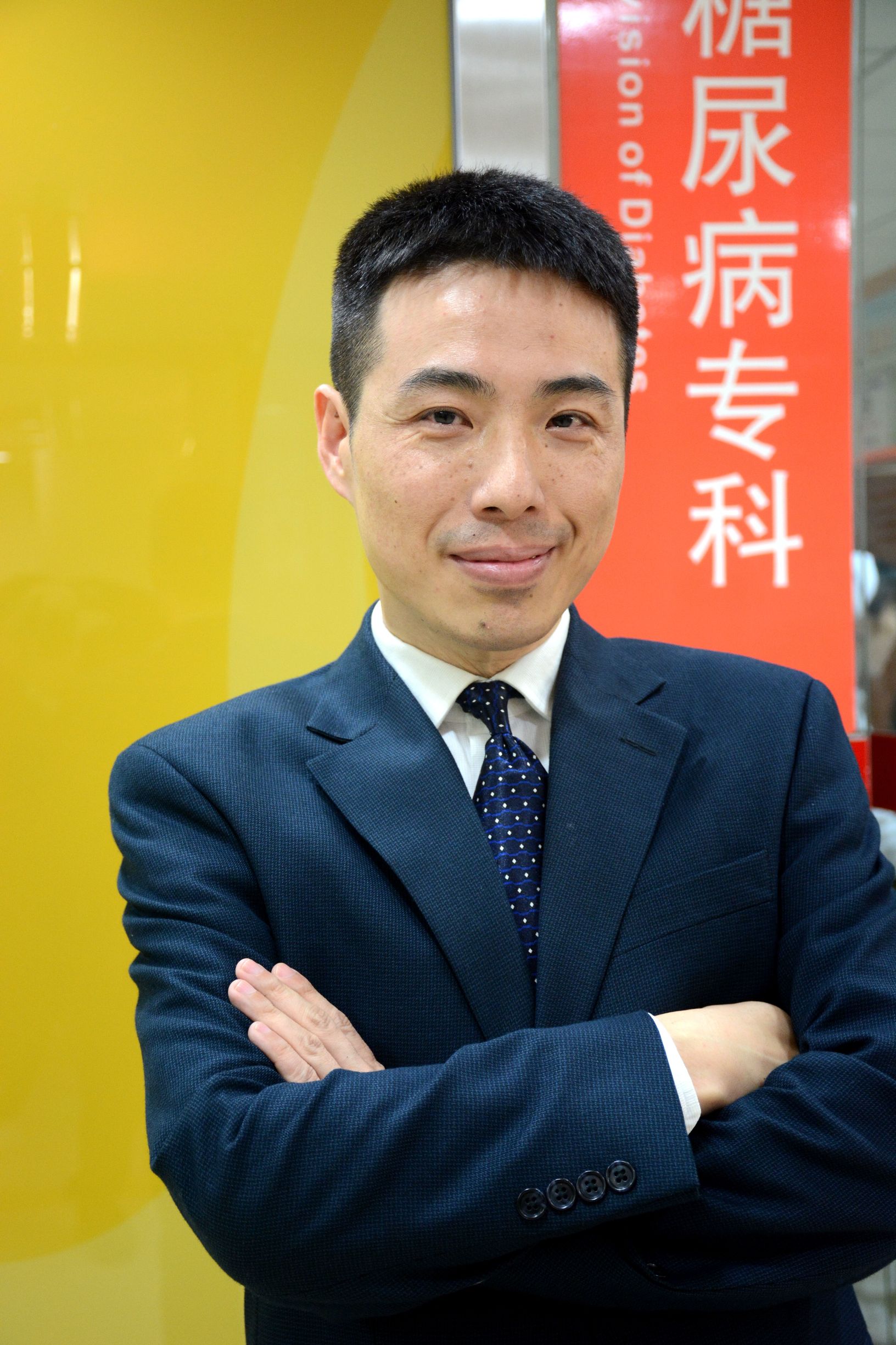 痛风的饮食治疗原则,痛风关节炎饮食