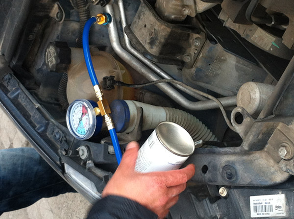 如何查汽车冷媒,汽车冷媒真伪