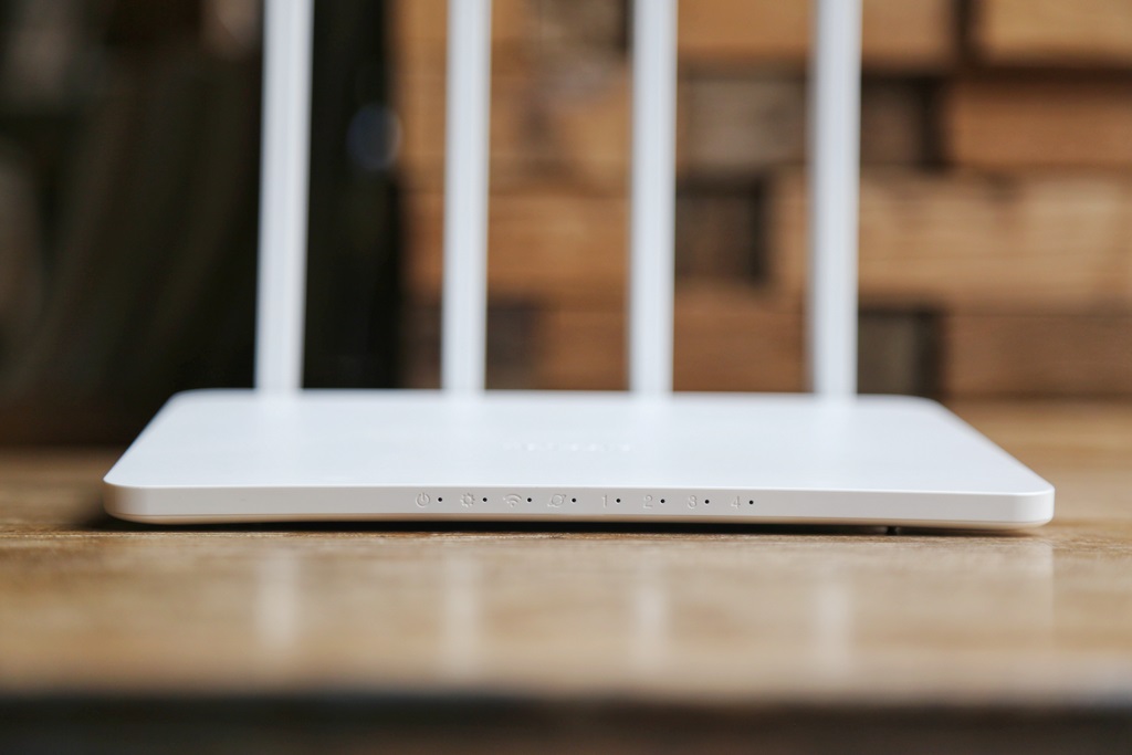 磊科n1路由器,性价比高的大功率路由器推荐