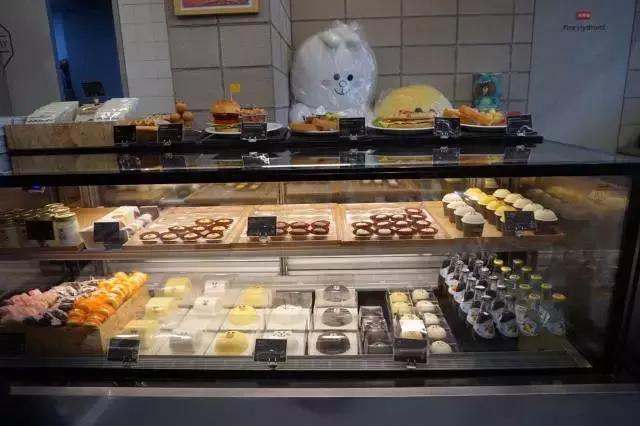 成都潮人喝什么？他们都去这些名堂多到爆的跨界咖啡馆！