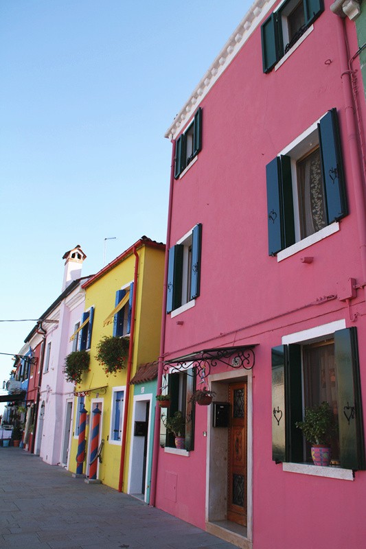 威尼斯景点彩虹岛,威尼斯有哪些美丽的岛屿