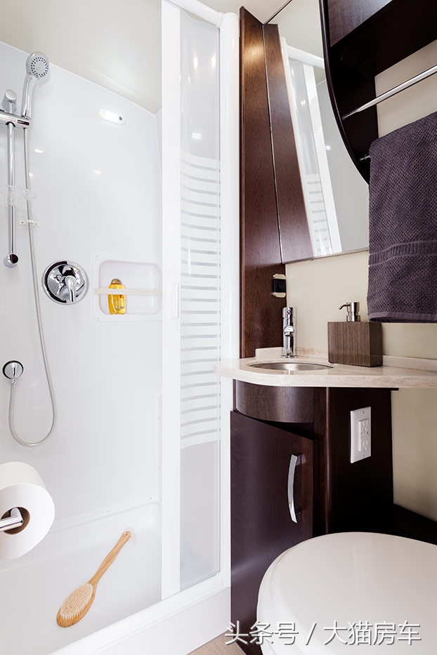 雪佛兰进口b型房车,雪佛兰c型房车新型