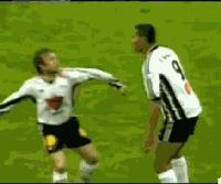 身在绿茵,志在逗逼