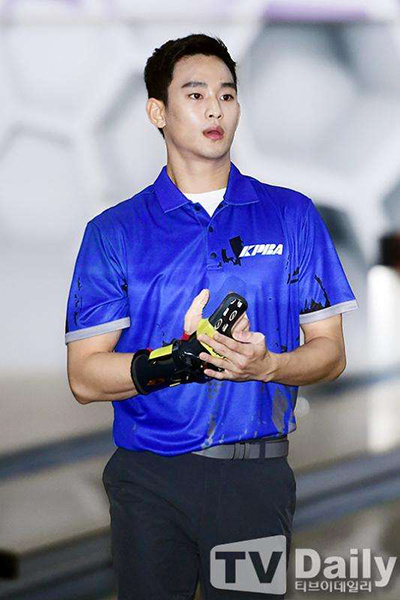 爱豆不务正业怎么样,最努力的爱豆是谁