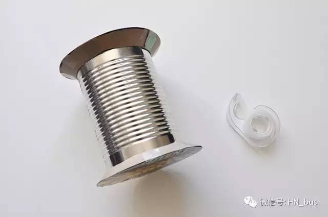 怎么雕一体的笔筒,旺仔牛奶铁罐如何做成笔筒