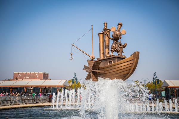 上海迪士尼乐园吃什么比较划算,上海迪士尼酒店住宿攻略