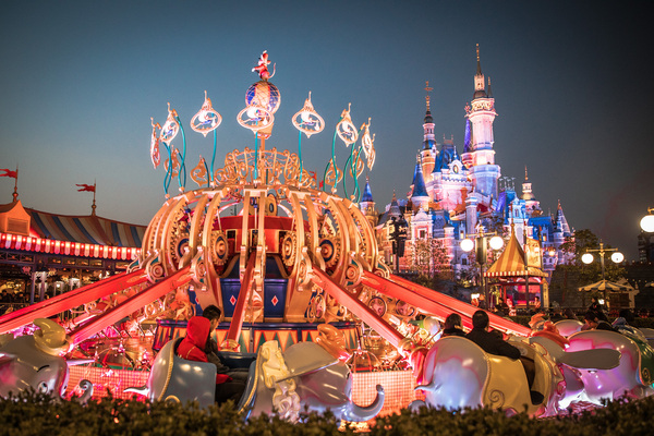 上海迪士尼乐园吃什么比较划算,上海迪士尼酒店住宿攻略