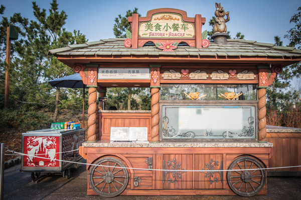 上海迪士尼乐园吃什么比较划算,上海迪士尼酒店住宿攻略