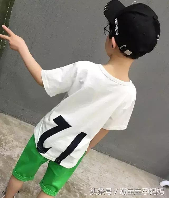 短袖t恤男孩夏季青少年潮牌渐变,男宝夏季2023新款爆款短袖