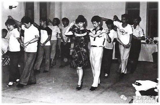 迪斯科舞厅:曾经风靡全国的社交场所,你对此有记忆吗?