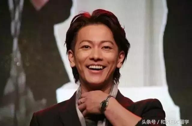 佐藤健生活中究竟是个什么样的人,佐藤健被评为最想拥有的容貌之一