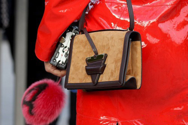 初春内搭这样穿随意又好看,搭配分享初春搭配