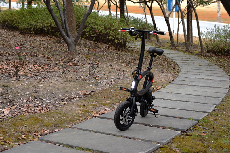 摩拜的单车怎么这么难骑,摩拜ofo共享单车